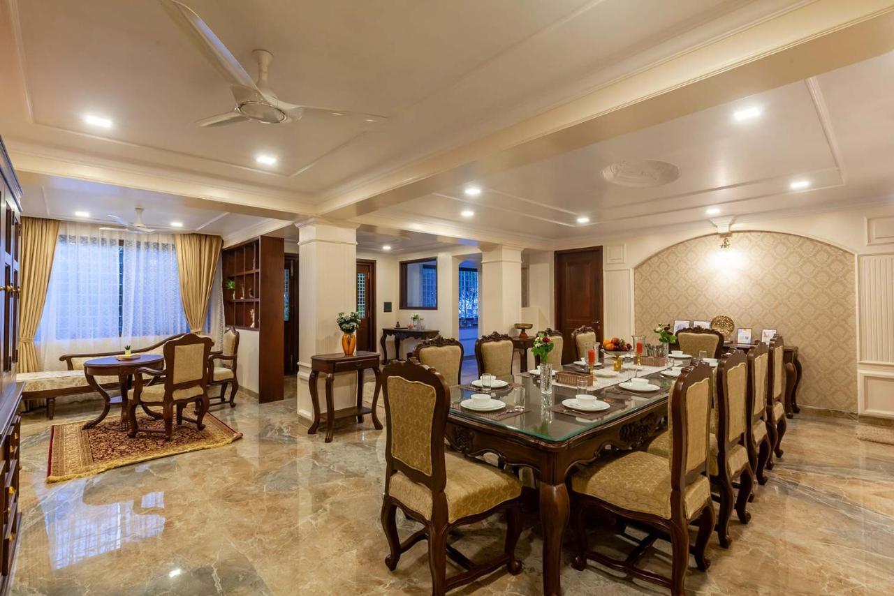 Stayvista'S Lake La Vie - Tranquil Lake-View Villa Amidst Farmland With Pool And Poolside Gazebo - Proximity To Sula Nashik Esterno foto